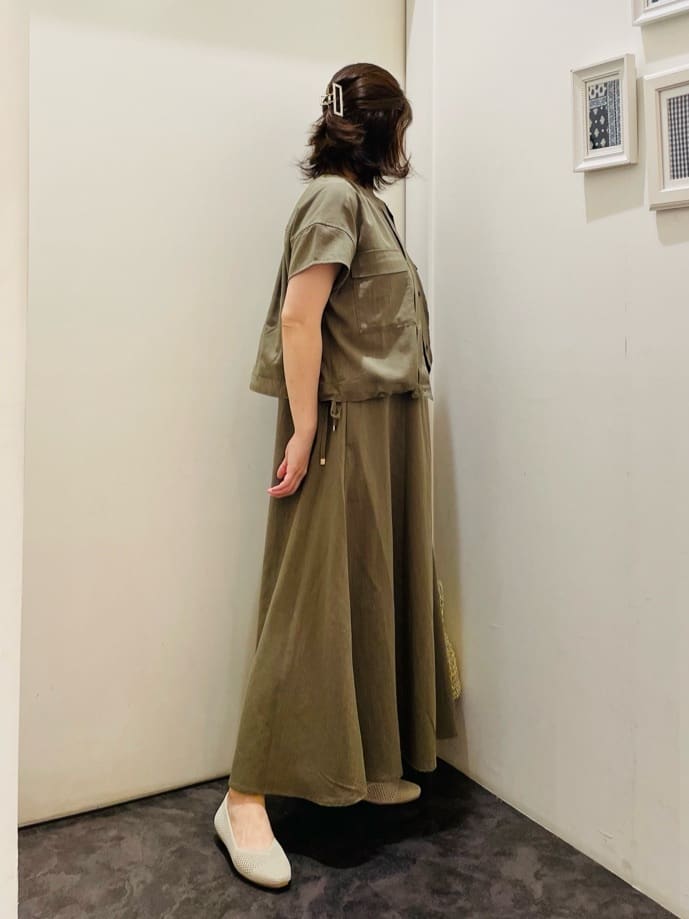 c_h_i_k_aさんの「grove｜」を使ったコーディネート