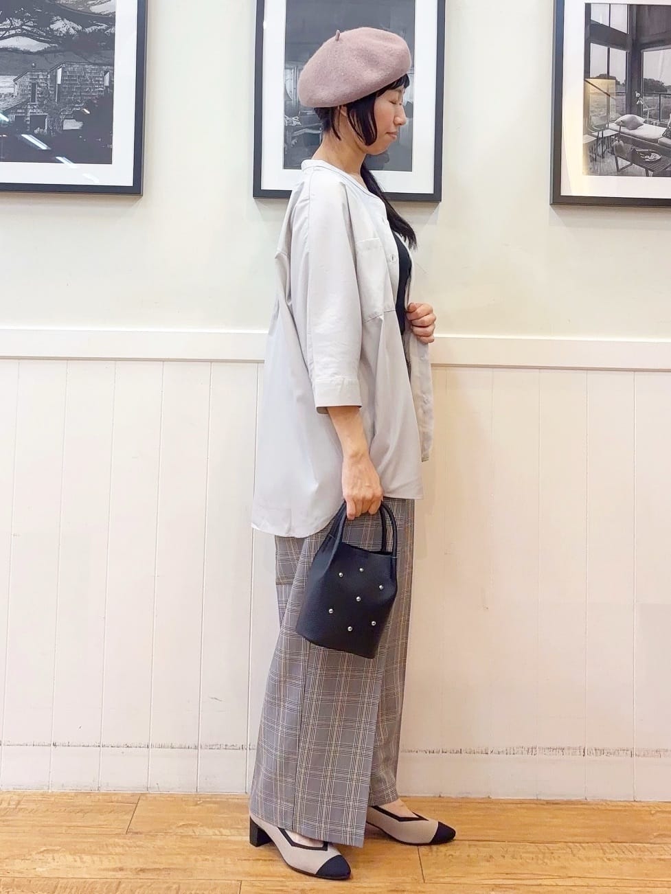 ゆうさんの「SHOO･LA･RUE｜【S-LL/洗濯後しわになりにくい】コットン風 前あきドルマンブラウス」を使ったコーディネート