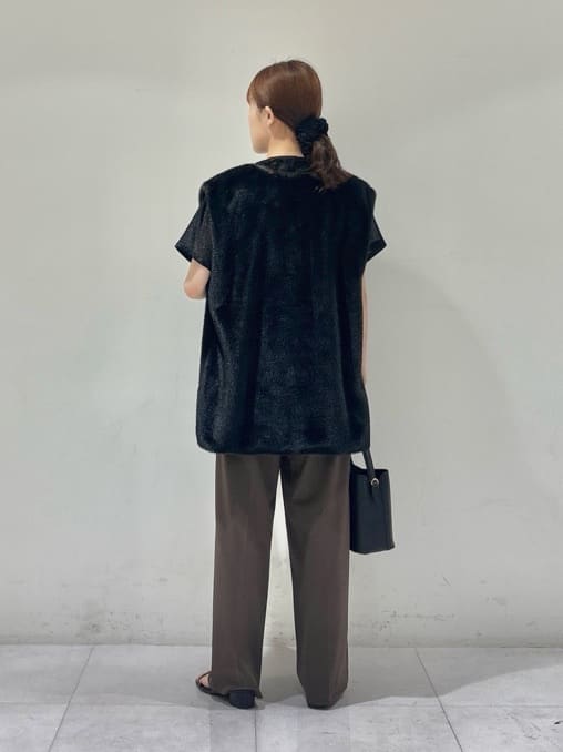 kyokaさんの「UNTITLED｜【トレンド/ジレ】フェイクファーベスト」を使ったコーディネート