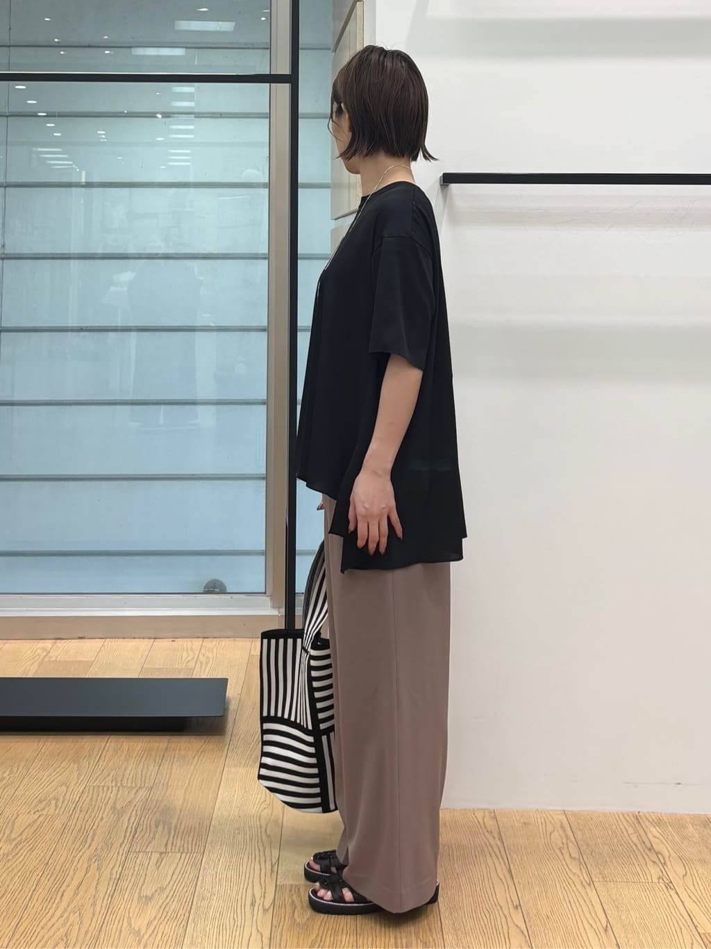 asamiさんの「INDIVI｜【バックシャン】デザインTブラウス」を使ったコーディネート