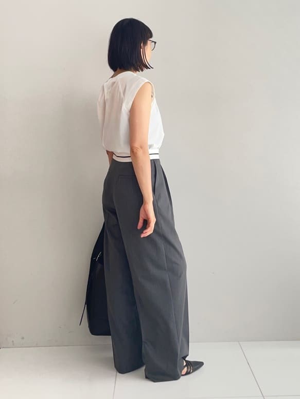 murayamaさんの「INDIVI｜【ウール調素材】ベルトデザインワイドパンツ」を使ったコーディネート