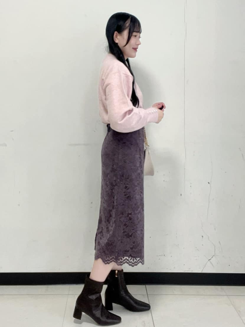 Hitomiさんの「index｜ふんわりボトルネックパフスリーブニット【洗濯機OK】」を使ったコーディネート
