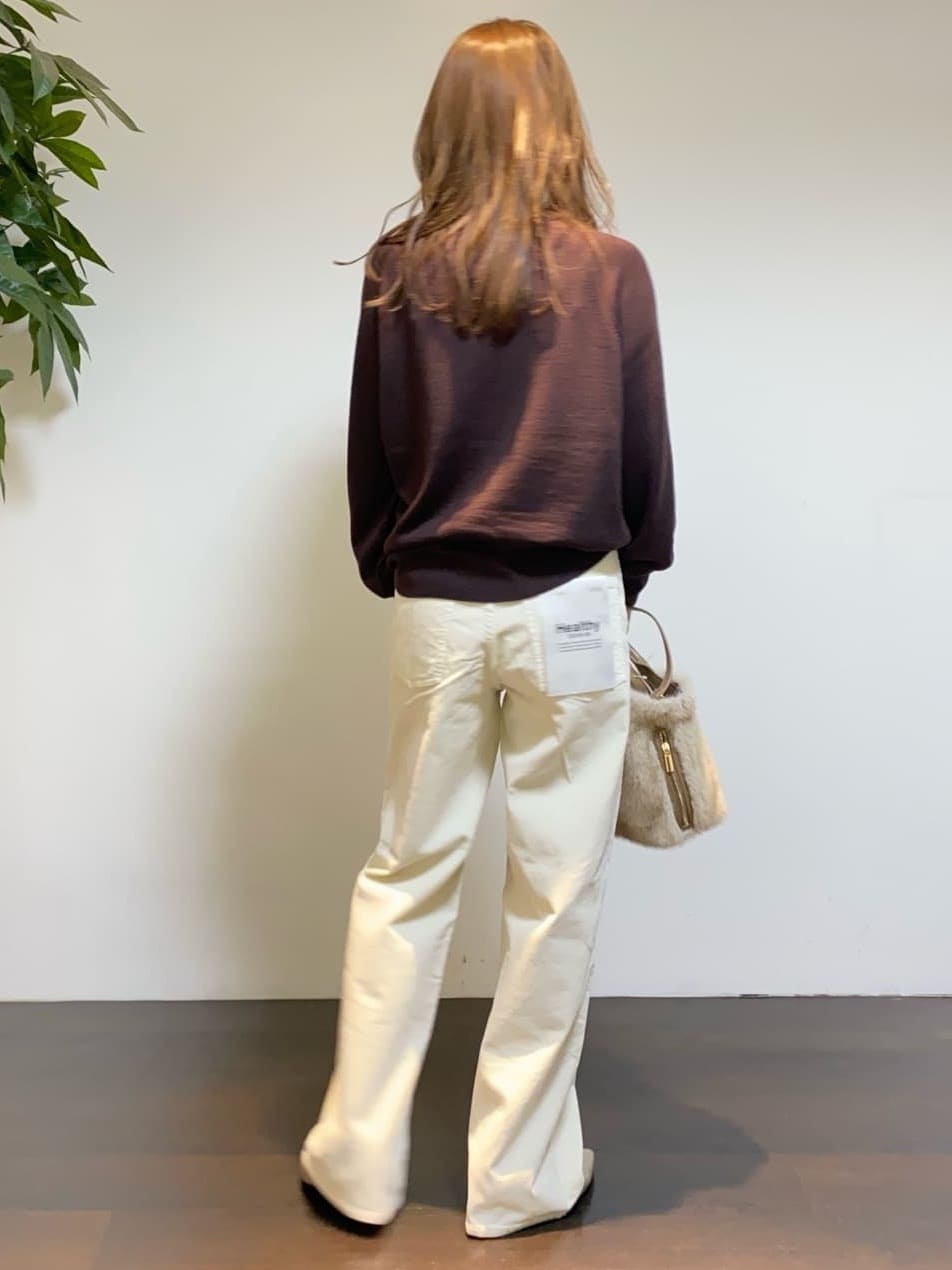 tomoさんの「UNTITLED｜【8色展開／コンパクト丈】レーヨン混 コクーンニット」を使ったコーディネート
