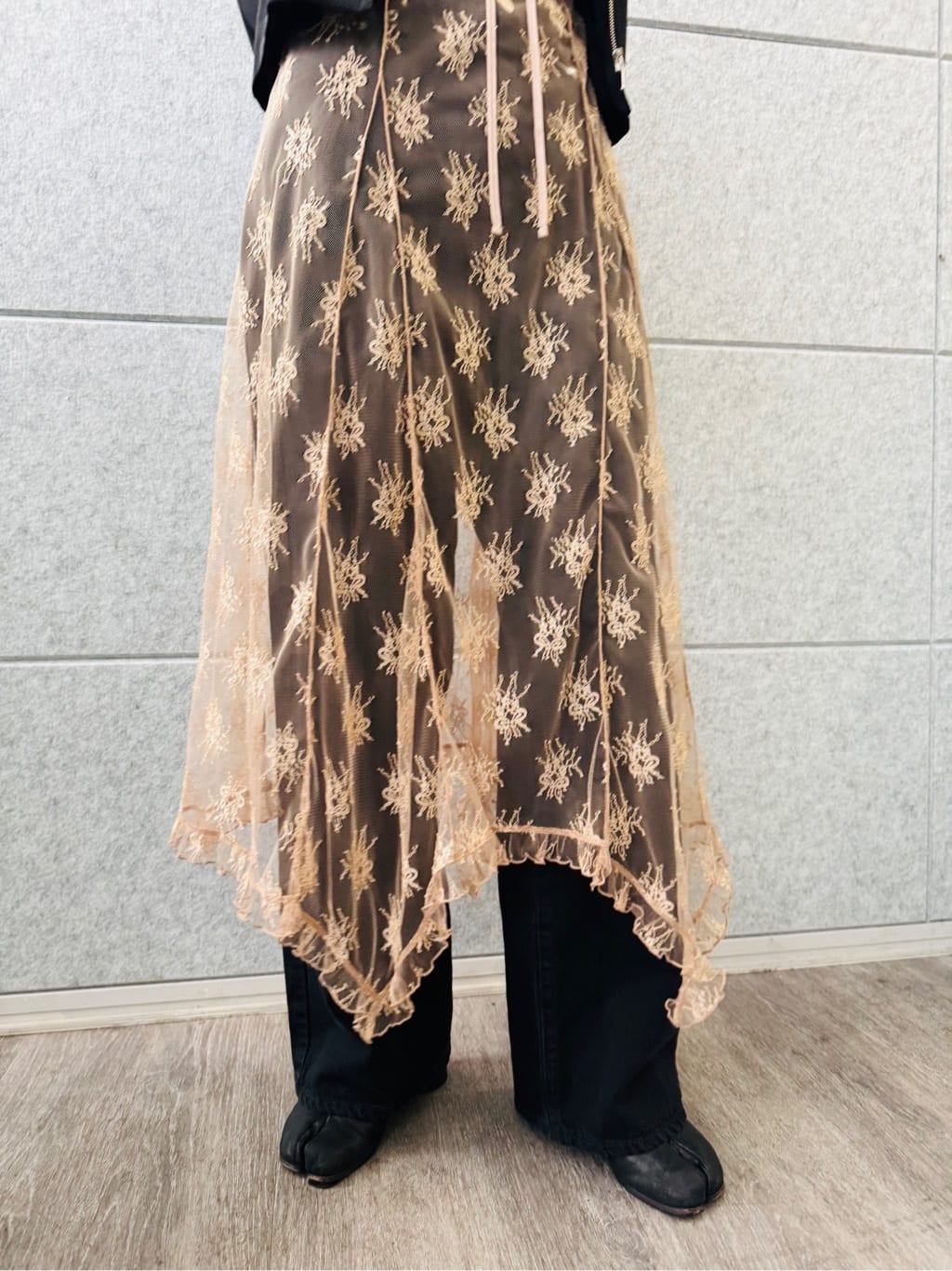 designer yukaさんの「CODE A｜sensual lace flow dress」を使ったコーディネート