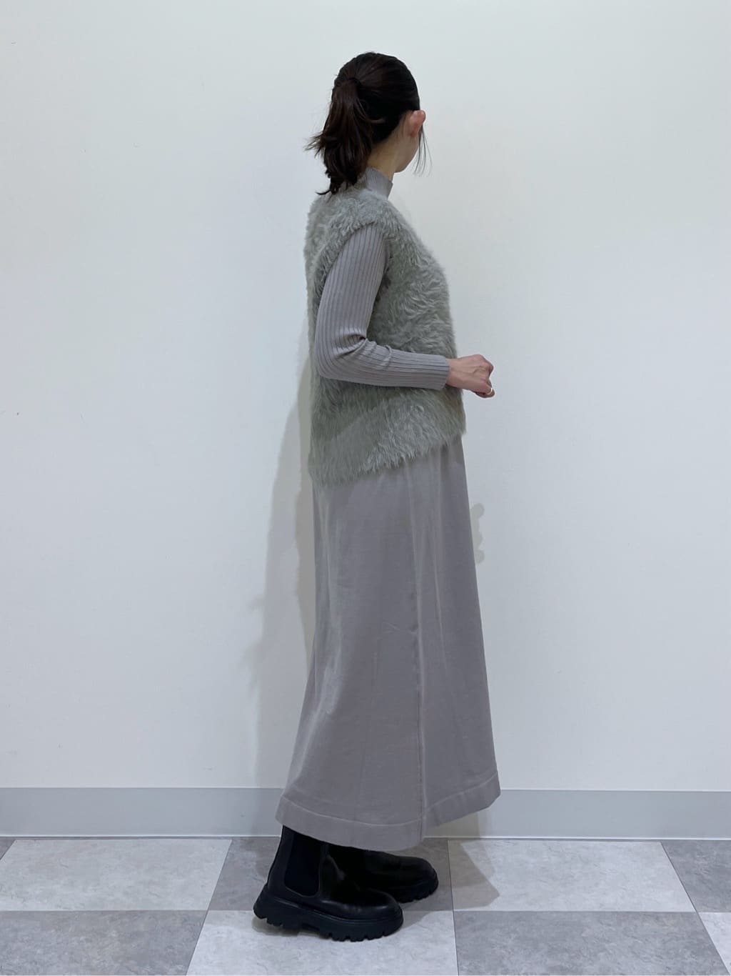 canaさんの「Dessin｜【2点セット・洗える】シャギーベストニットワンピース」を使ったコーディネート