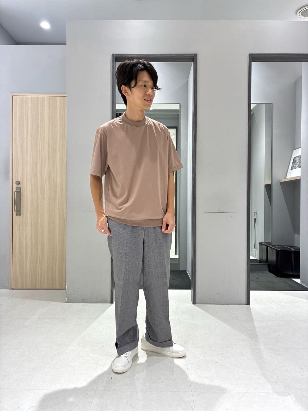 わいずみさんの「TAKEO KIKUCHI｜【COOL CITY WEAR】テーラードTシャツ /接触冷感」を使ったコーディネート