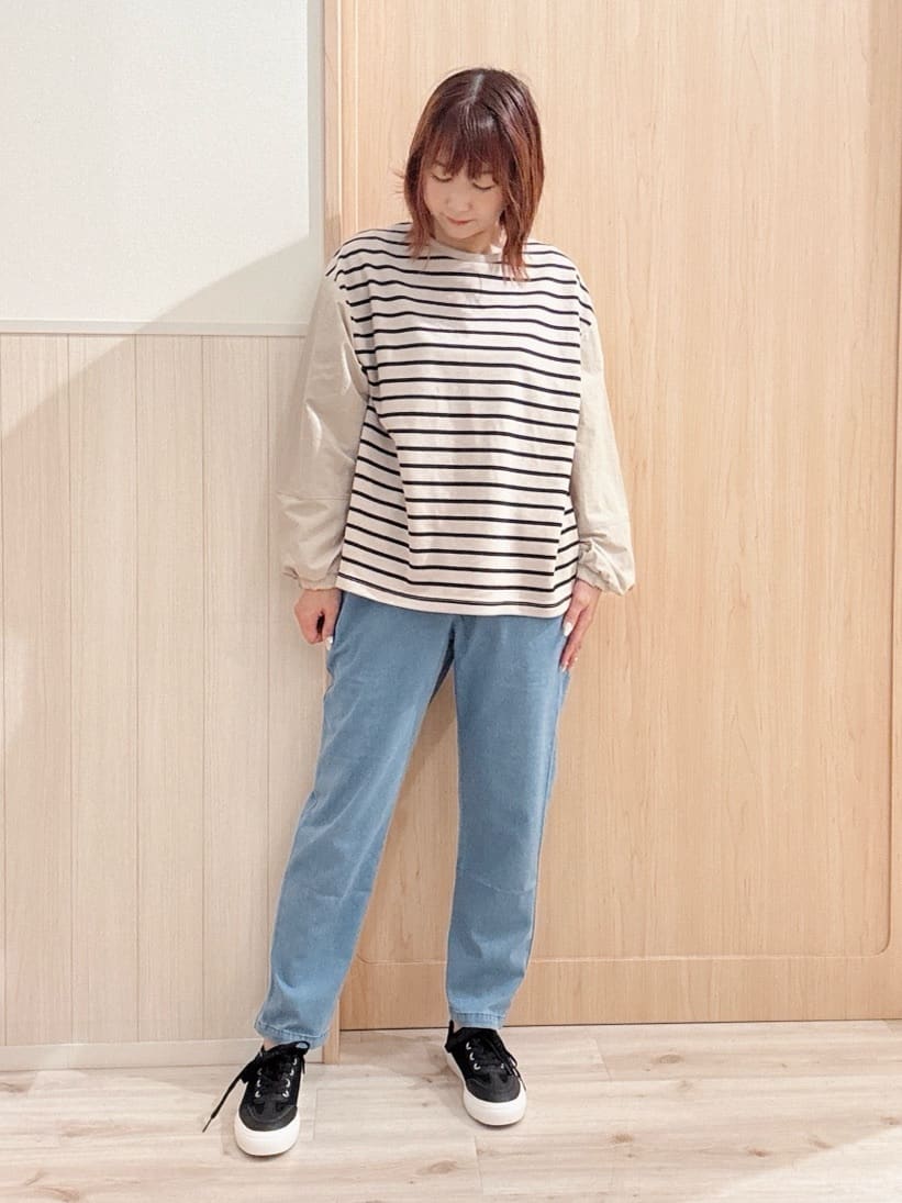 モカさんの「SHOO･LA･RUE｜【S-LL】インせず決まる 背中タック入り パフ袖トップス」を使ったコーディネート