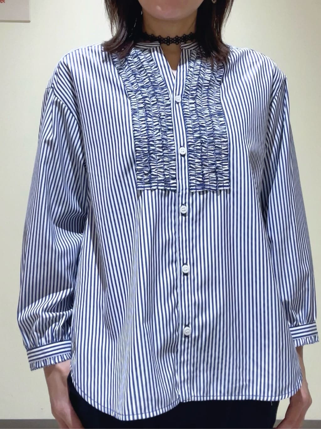 mayutaさんの「INDIVI｜【エアリー素材】ブークレ着流しニットカーディガン」を使ったコーディネート