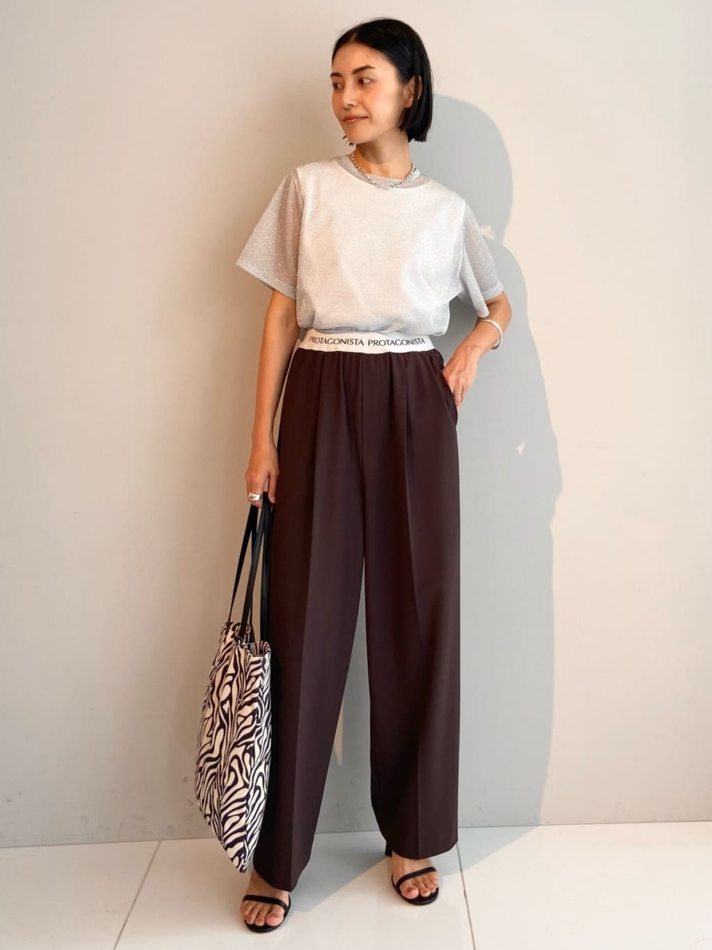 AYAさんの「UNTITLED｜【洗える】ラメシアーTシャツ」を使ったコーディネート