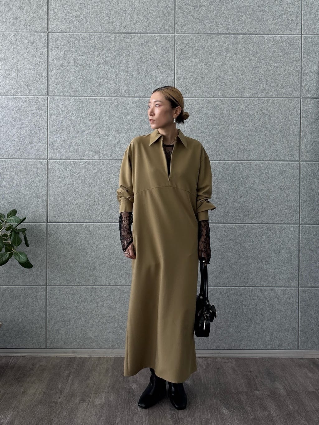 kotakiさんの「INDIVI｜フロントジップワンピース」を使ったコーディネート