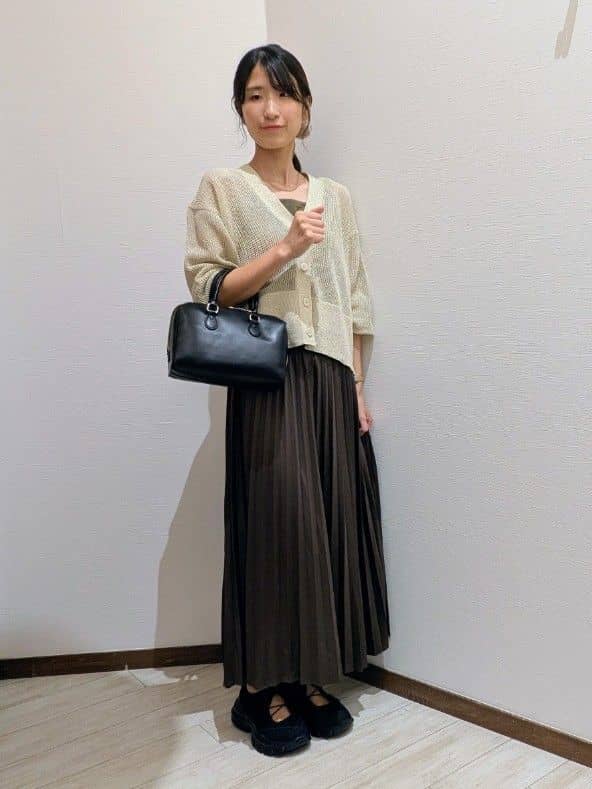 asa.さんの「SHOO･LA･RUE｜キラッと光るラメとスパンコールが印象的 メッシュカーディガン」を使ったコーディネート