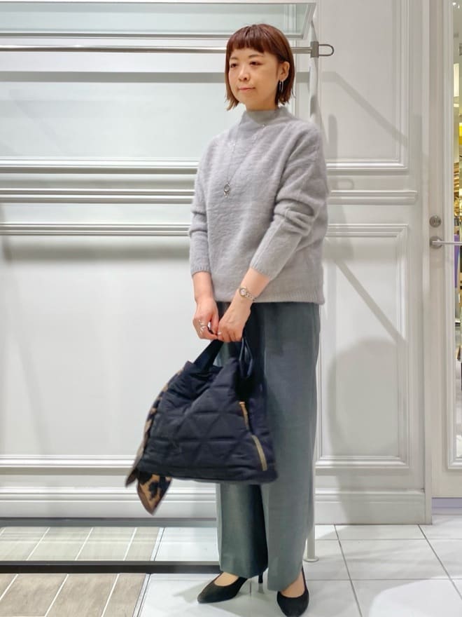 AKKOさんの「UNTITLED｜【大人な品格/ふわふわニット】フォックスカシミヤ コクーンニット」を使ったコーディネート