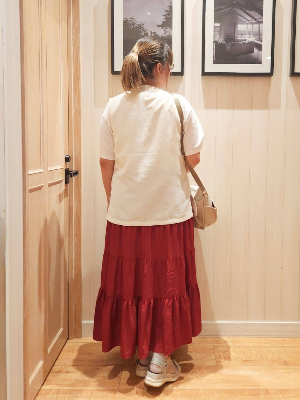 れーやんさんの「SHOO･LA･RUE｜【S-LL】夏のレイヤードコーデに さらりと着られるメッシュジレ」を使ったコーディネート
