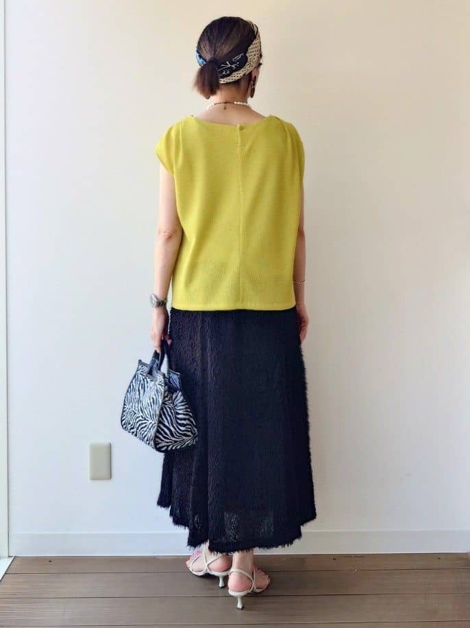 MUTSUKOさんの「UNTITLED｜【ジャージ素材】インナードッキングシアーカットソー」を使ったコーディネート