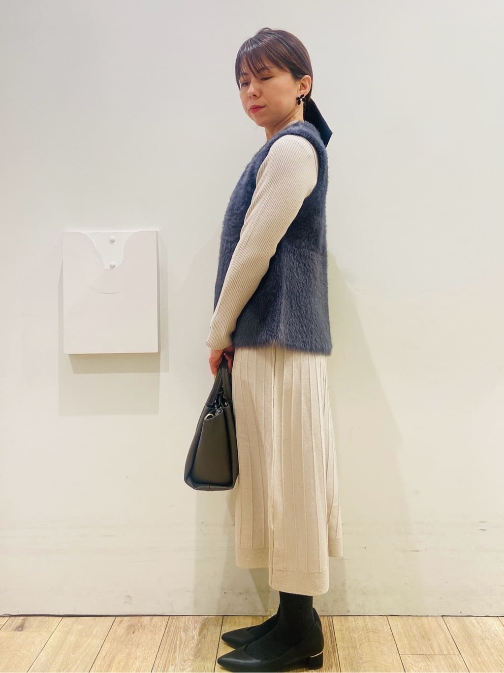YUKOさんの「index｜ラメフェザープルオーバーセット ニットワンピース【洗濯機OK】《XS～LL》」を使ったコーディネート