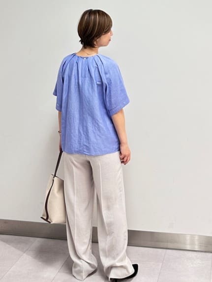 みなこさんの「UNTITLED｜【洗える/スキッパー】フレンチスリーブシアーブラウス」を使ったコーディネート