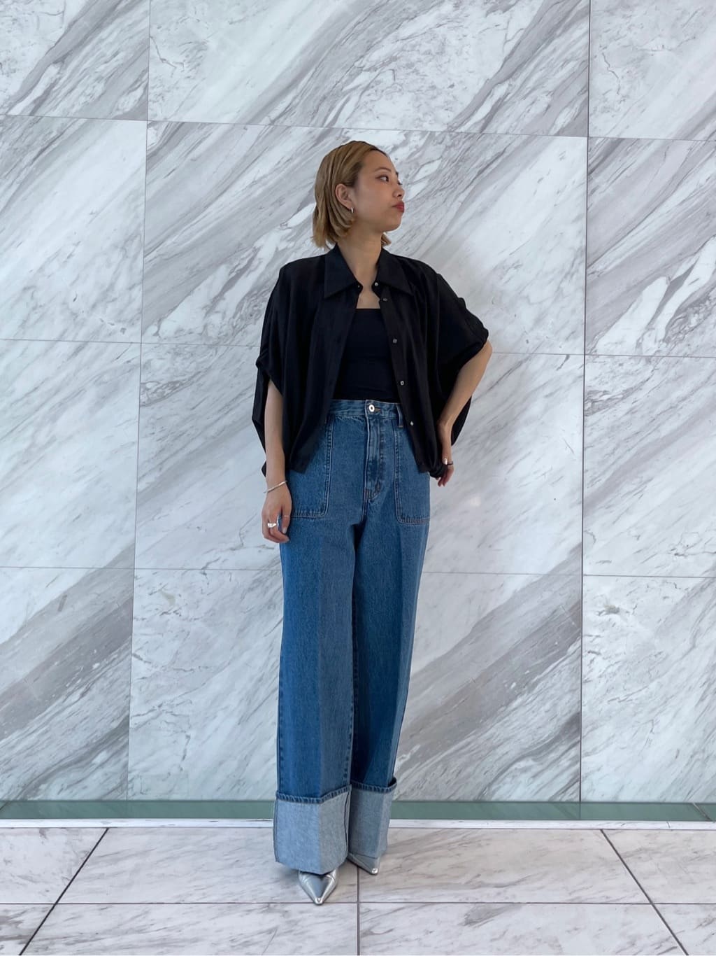 Harukaさんの「INDIVI｜バルーンフォルムブラウス」を使ったコーディネート