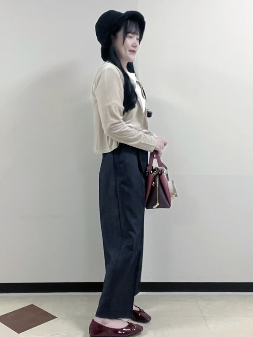 Hitomiさんの「index｜ベルト付きストレッチワイドパンツ【洗濯機洗い可】」を使ったコーディネート
