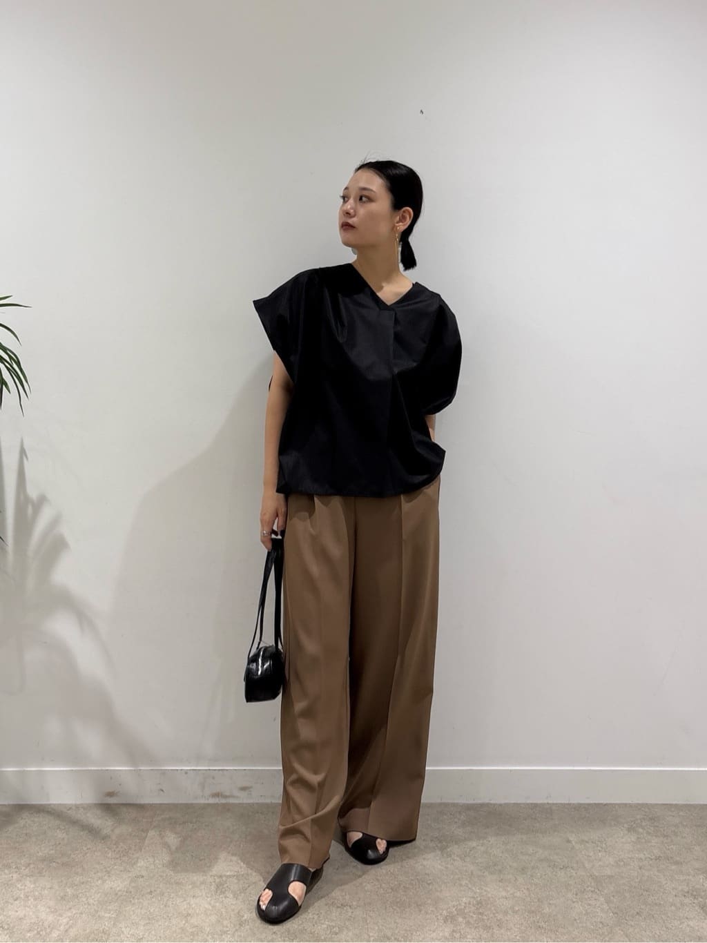 ayanoさんの「INDIVI｜スリーブレスタックブラウス」を使ったコーディネート