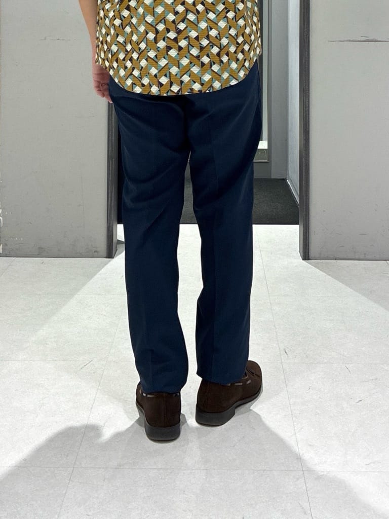 わいずみさんの「TAKEO KIKUCHI｜【COOL CITY WEAR】籠目アート柄 サッカーシャツ /通気性」を使ったコーディネート