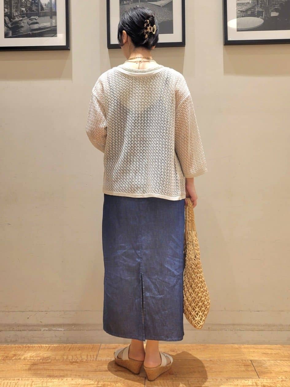 ななこさんの「SHOO･LA･RUE｜◆【S-LL】女性らしさ漂う ライトデニム Aラインキャミワンピース」を使ったコーディネート