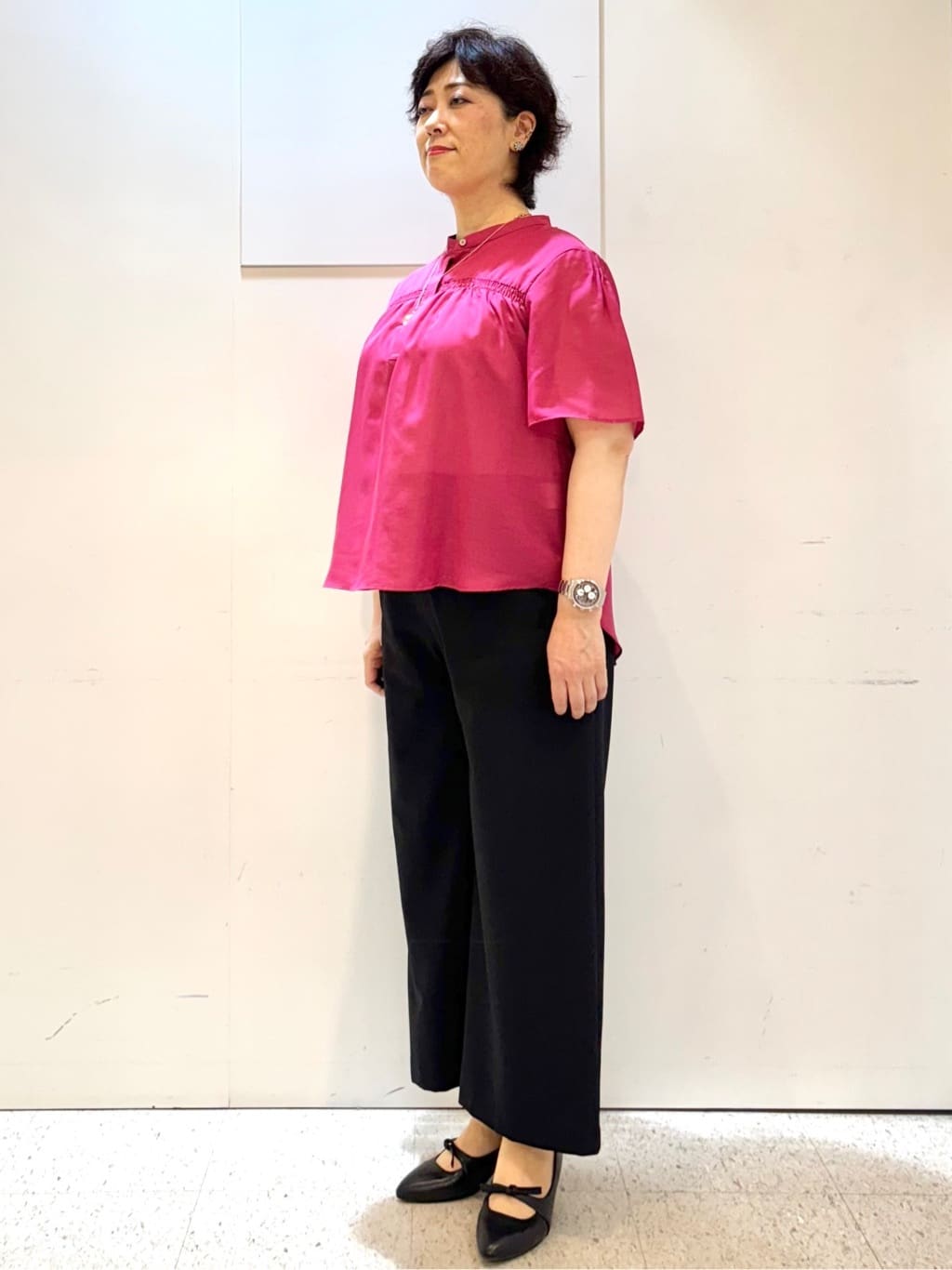 ヤスコさんの「Reflect｜【選べる5色◎／マシンウォッシュ可】シャーリングデザインブラウス」を使ったコーディネート