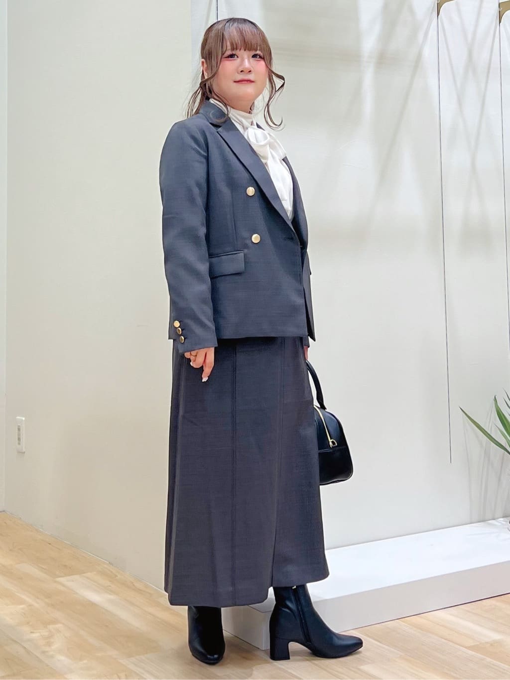 みことさんの「grove｜【カセット服】ダブルブレストテーラードジャケット」を使ったコーディネート