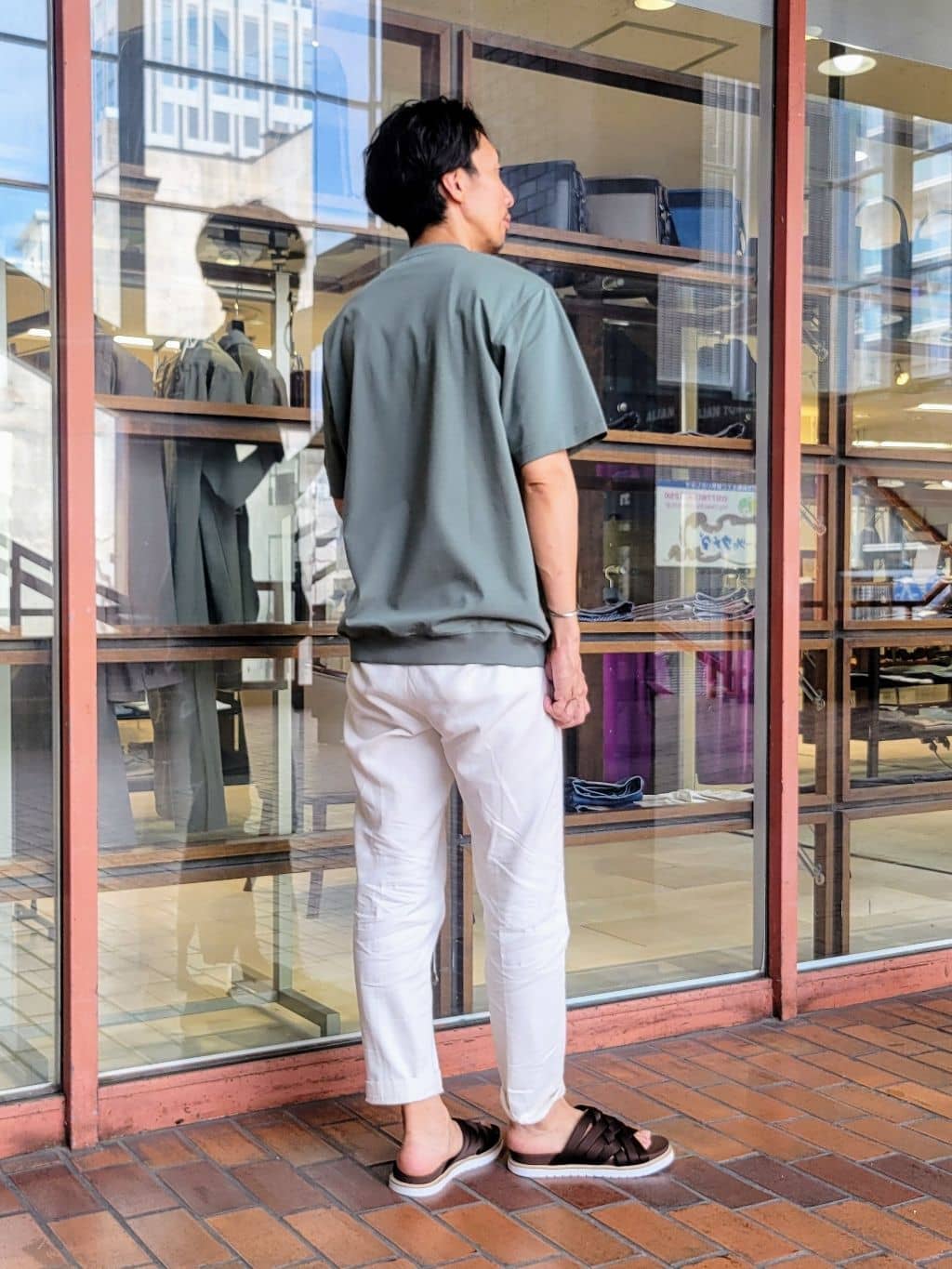 piroyaさんの「TAKEO KIKUCHI｜【抗菌防臭／5サイズ展開】ハイゲージポンチ Tシャツ」を使ったコーディネート