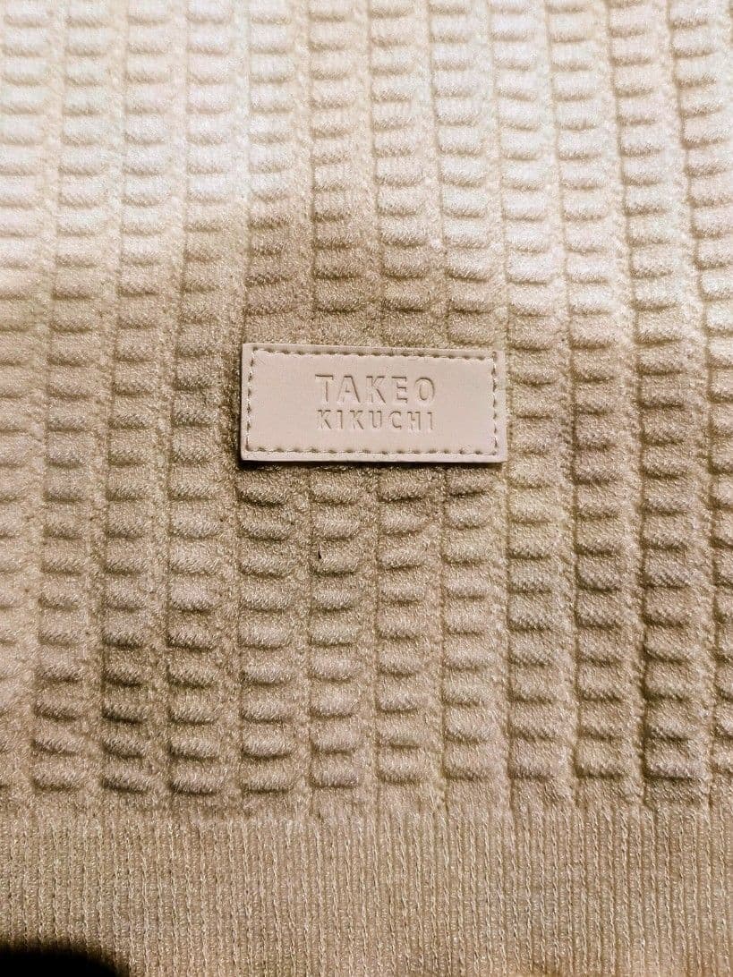 nerさんの「TAKEO KIKUCHI｜【JUST ONE LAYER】ダウンファブリック ジップアップ フード ブルゾン」を使ったコーディネート