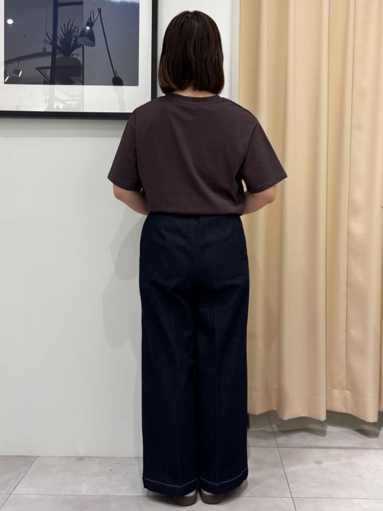 SAKUさんの「THE SHOP TK｜フォトアソートTシャツ【接触冷感/UV/毛玉になりにくい/洗濯機OK】」を使ったコーディネート