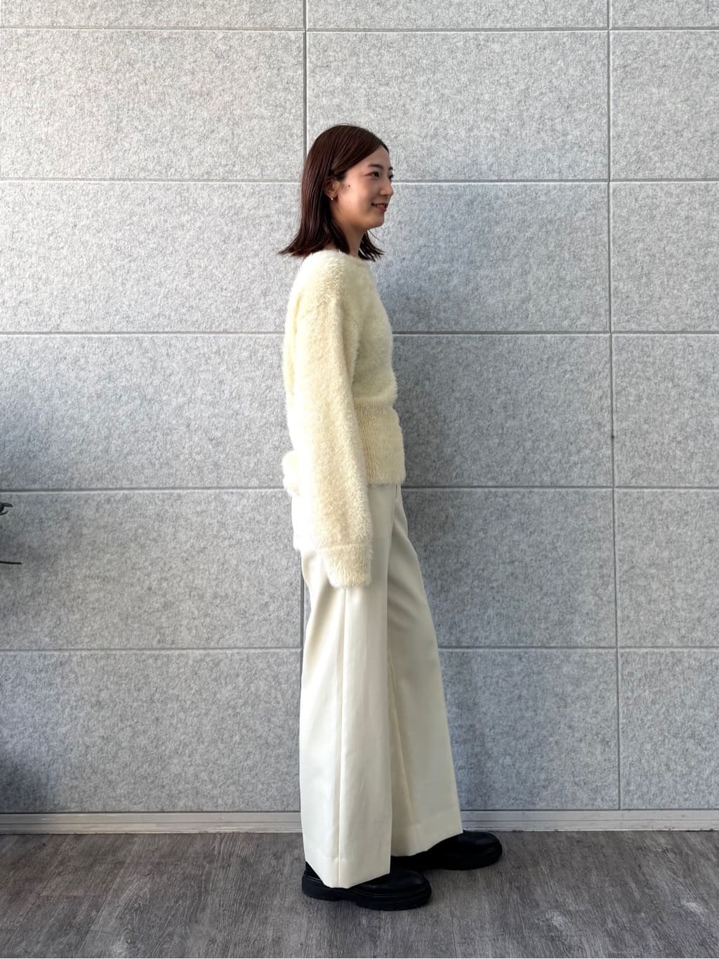 uchi__yamaさんの「CODE A｜feather pullover」を使ったコーディネート