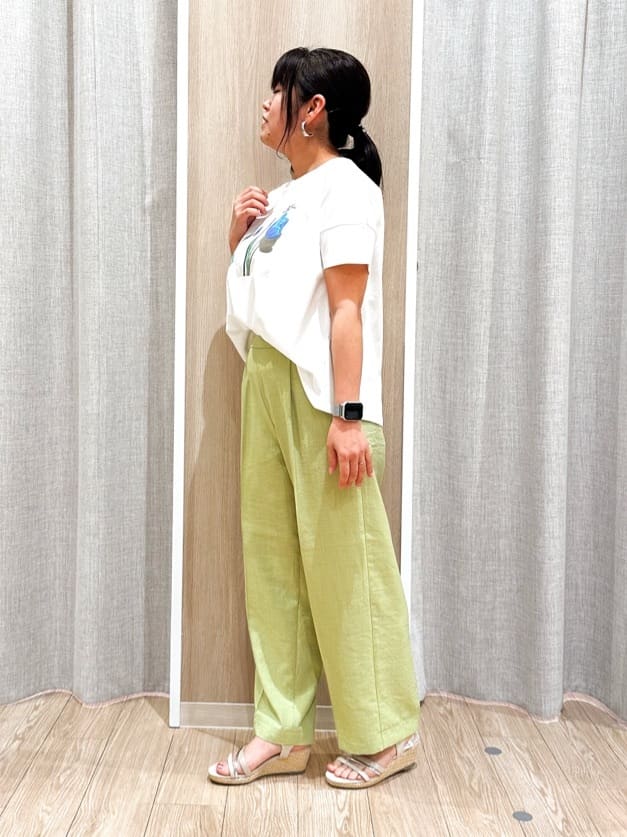 naoさんの「grove｜サマーハイパーストレッチワイドパンツ」を使ったコーディネート