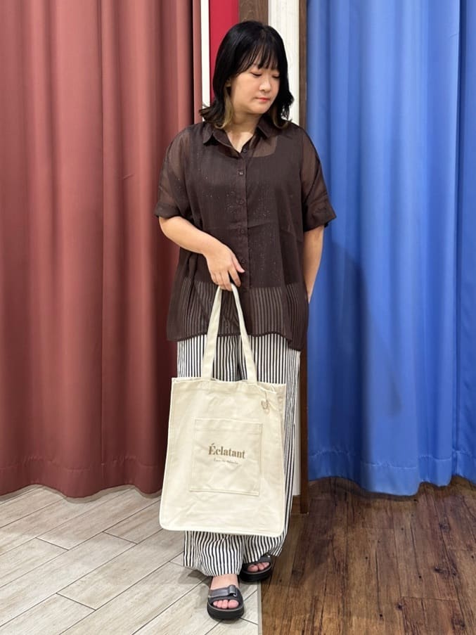 Meeさんの「SHOO･LA･RUE｜【洗える/ひんやり／前後2WAY】テレコタンクトップ」を使ったコーディネート