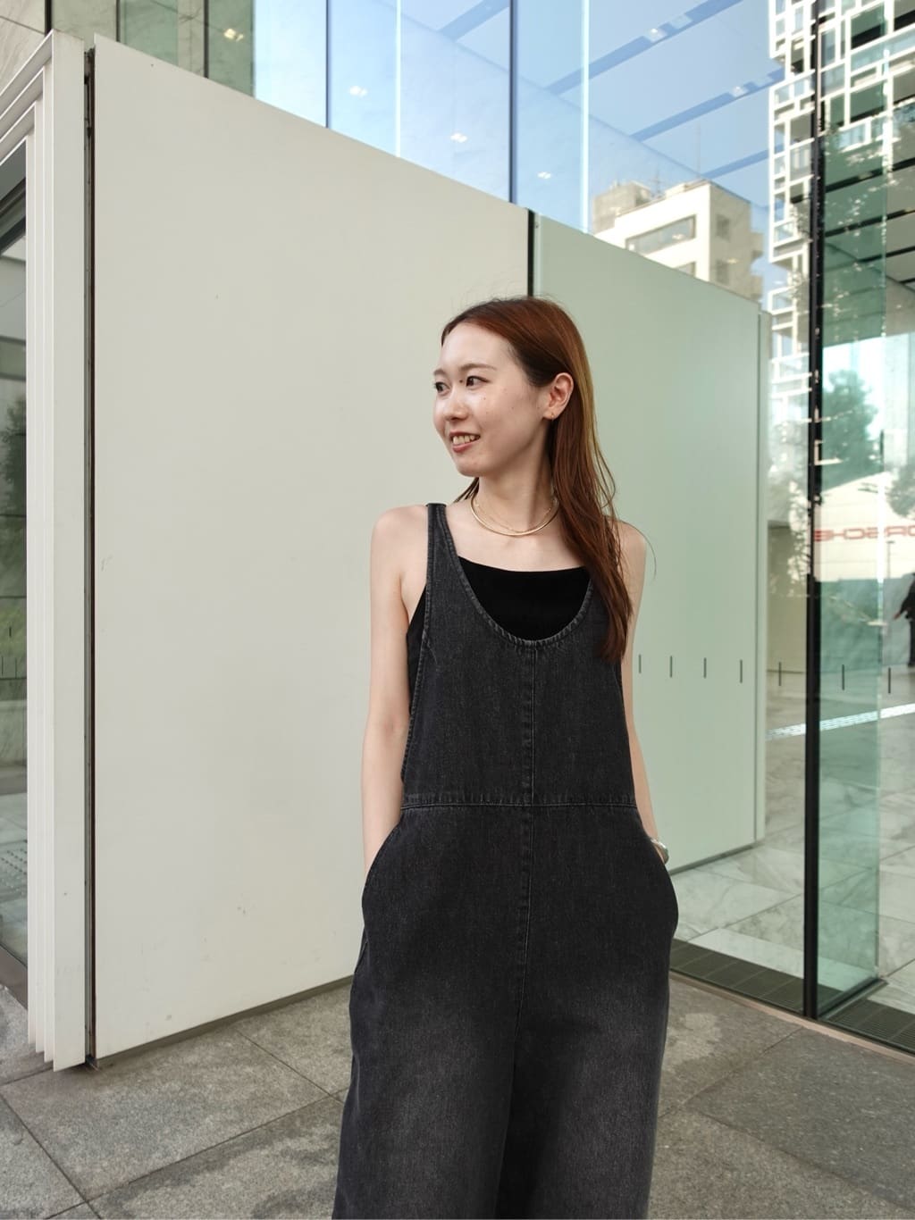 mitsukiさんの「INDIVI｜デニムサロペット」を使ったコーディネート
