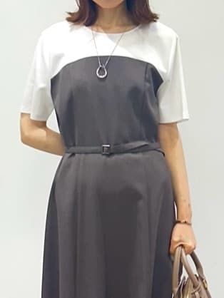 Miwaさんの「UNTITLED｜【きれいめカジュアル/セミフレア】異素材ドッキングワンピース」を使ったコーディネート