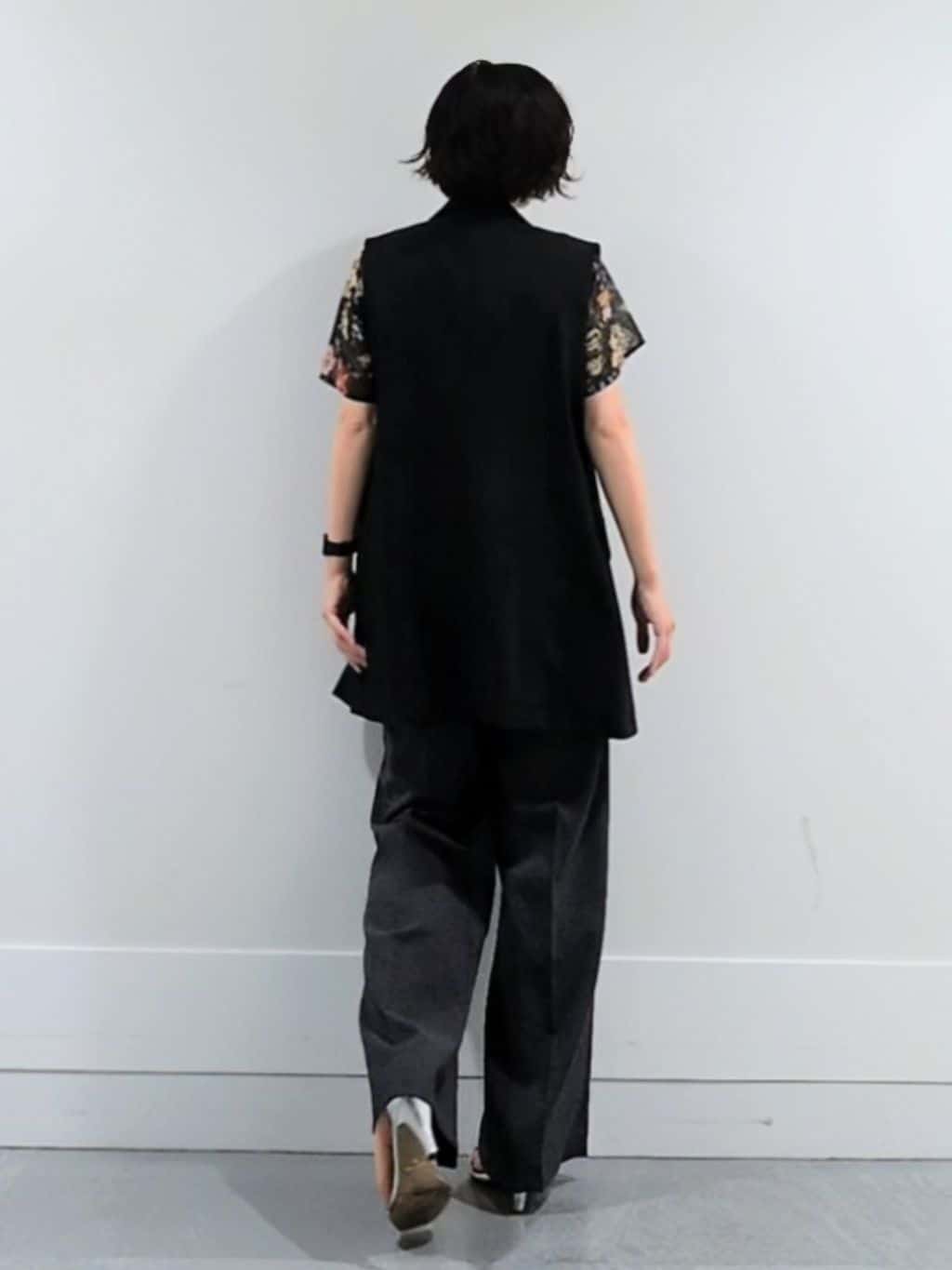 ミズタさんの「UNTITLED｜【セットアップ可/洗える】スラブテーラードカラージレ」を使ったコーディネート