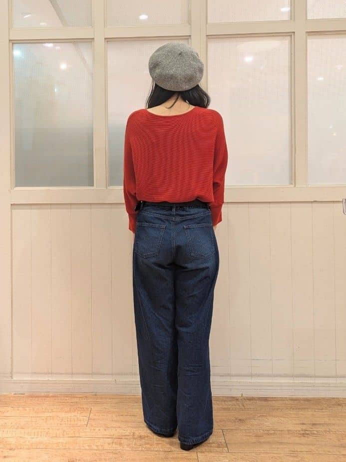 まゆみさんの「SHOO･LA･RUE｜【洗える/毛玉になりにくい/UV】 ガータードルマン 7分袖ニット」を使ったコーディネート