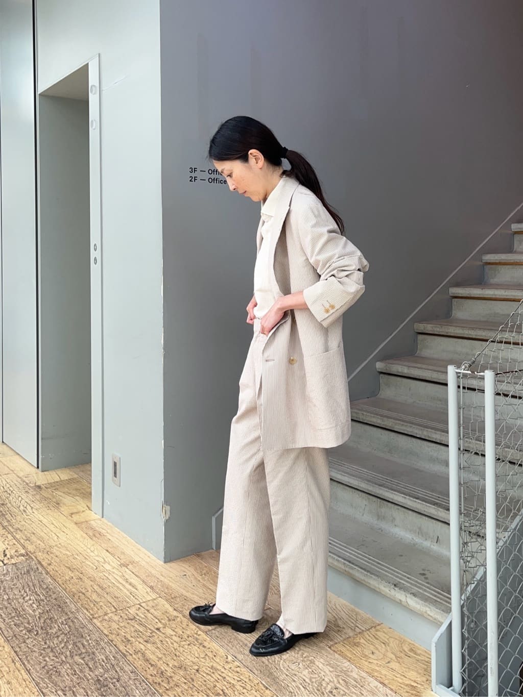 神野（jinno）さんの「TAKEO KIKUCHI｜【抗菌防臭／9色5サイズ展開】ハニカムメランジ ポロシャツ」を使ったコーディネート