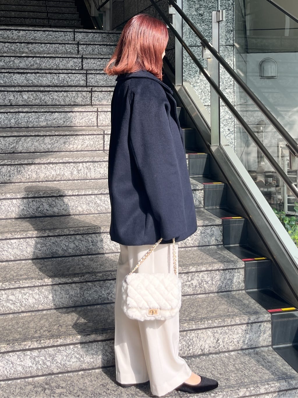 HANNAさんの「OPAQUE.CLIP｜カシミヤブレンドウールミドルピーコート」を使ったコーディネート