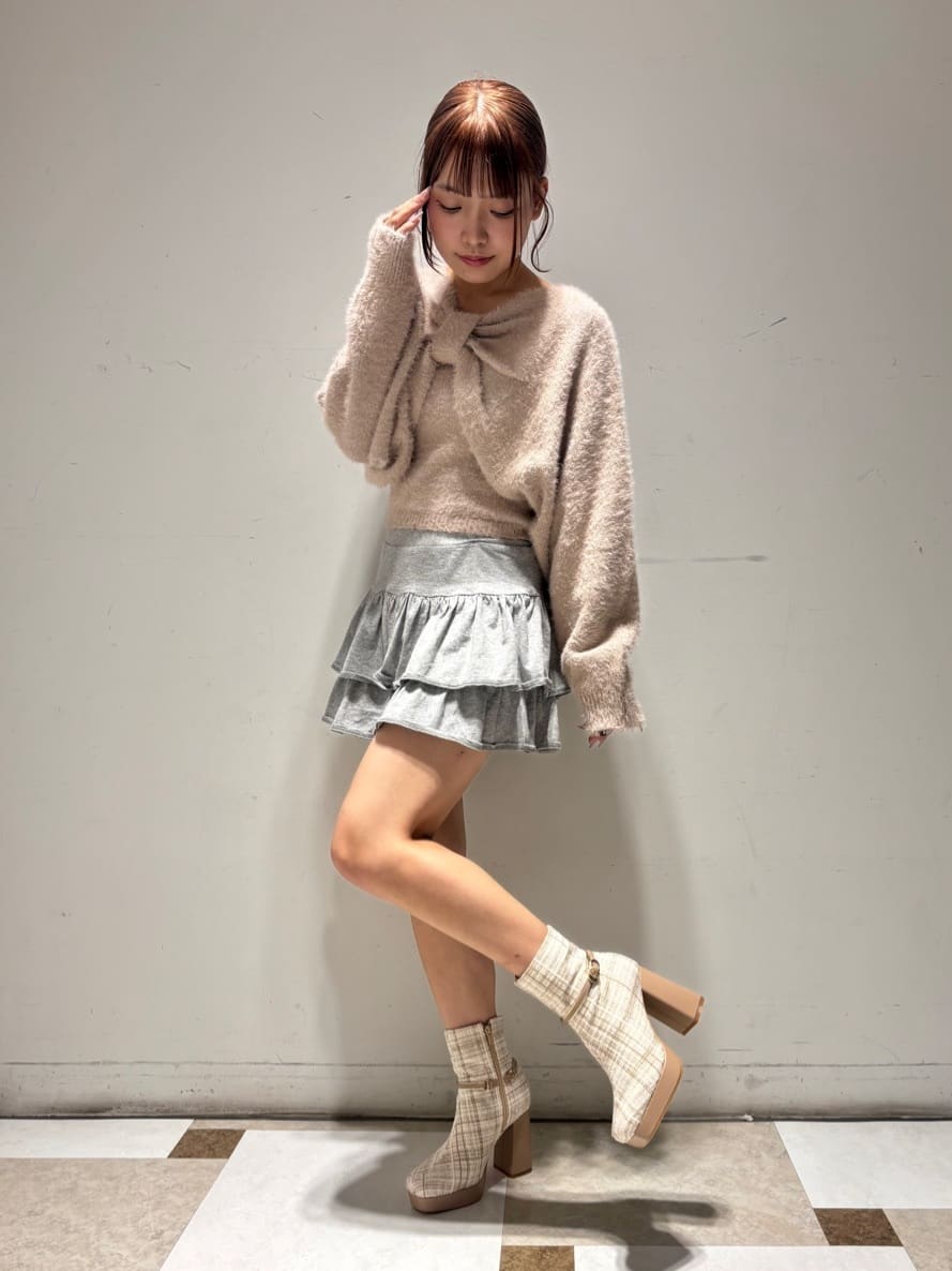 せらら⭐️さんの「ESPERANZA｜【EC先行販売】スクエアツイードショートブーツ」を使ったコーディネート