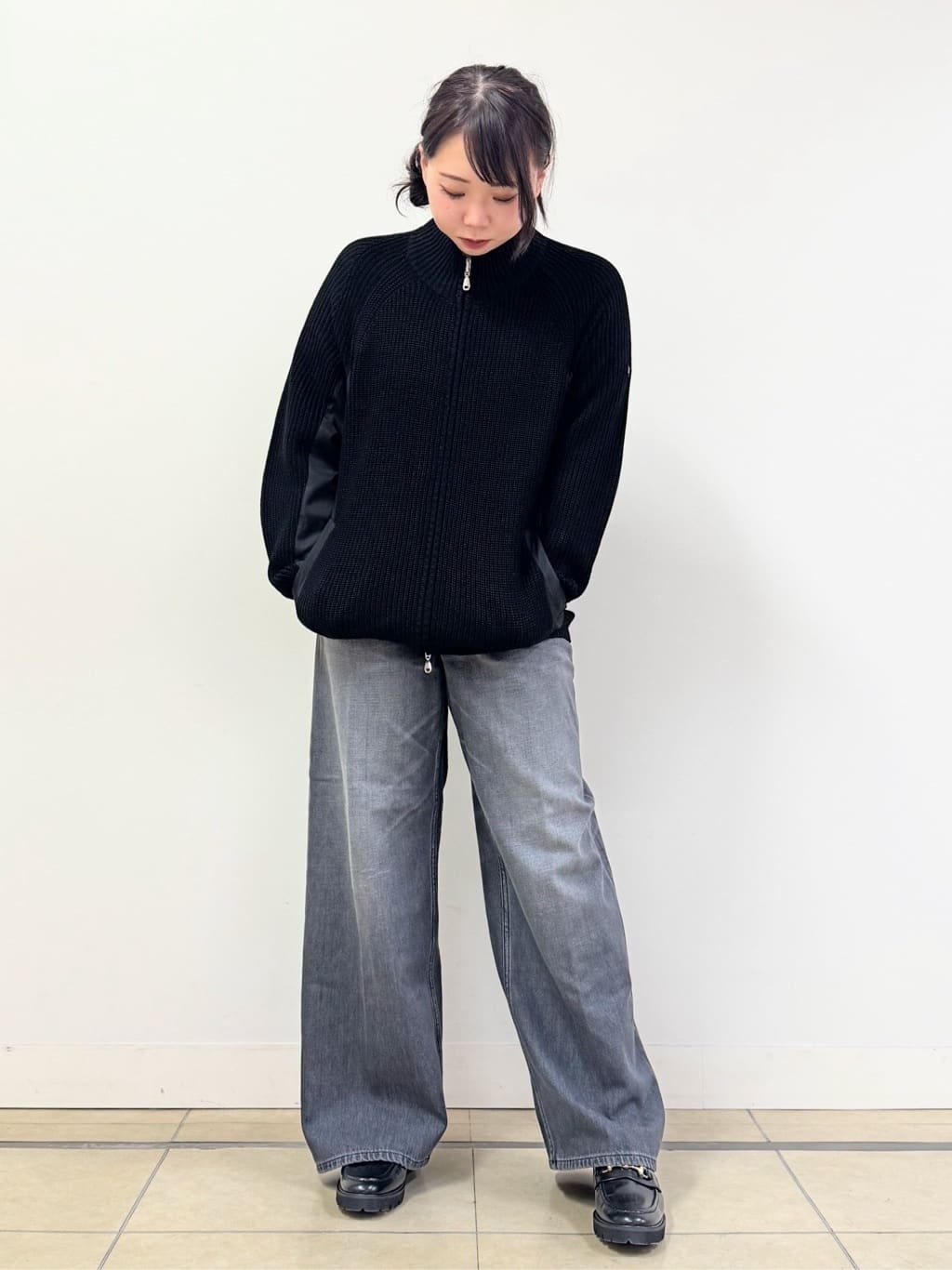 なかもとあきさんの「DRESSTERIOR｜◆アニージャカードニット」を使ったコーディネート