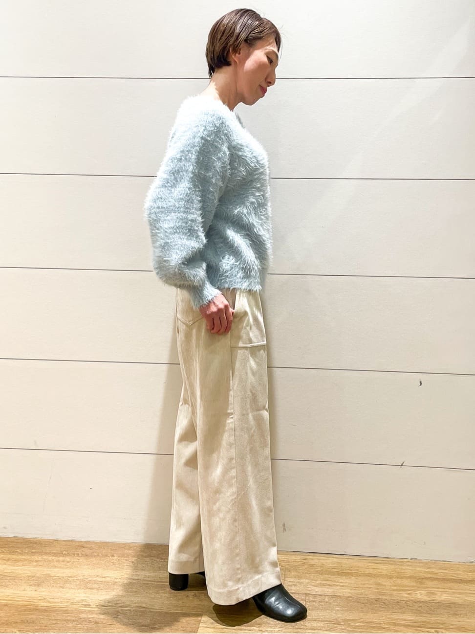 Ryoさんの「THE SHOP TK｜着るたびときめく ふんわりフェザーシャギーニット」を使ったコーディネート