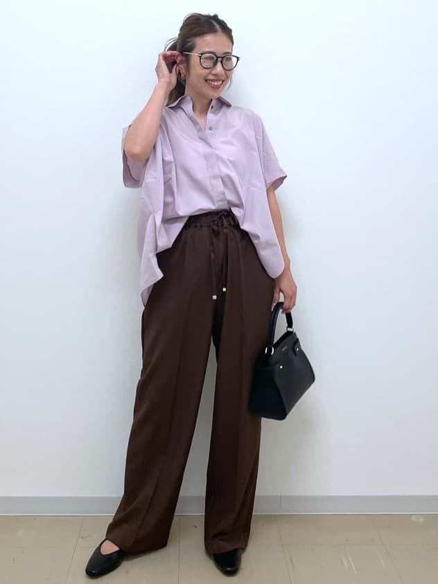 Akiさんの「OPAQUE.CLIP｜《andGIRL掲載》リラクシーシャツ【洗濯機洗い可】」を使ったコーディネート