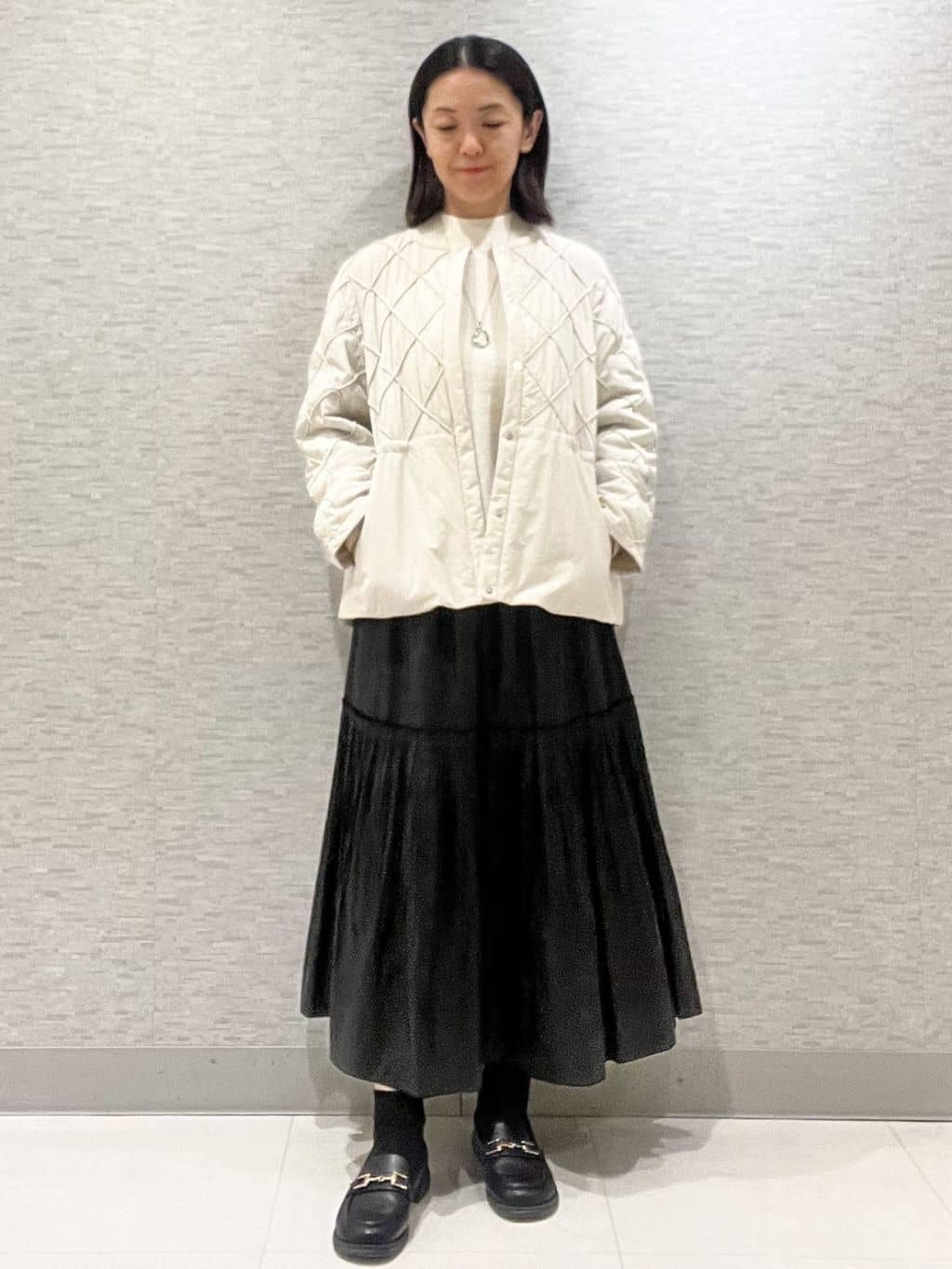 marikoさんの「Reflect｜【気軽な羽織に◎】中綿キルティングショートコート」を使ったコーディネート