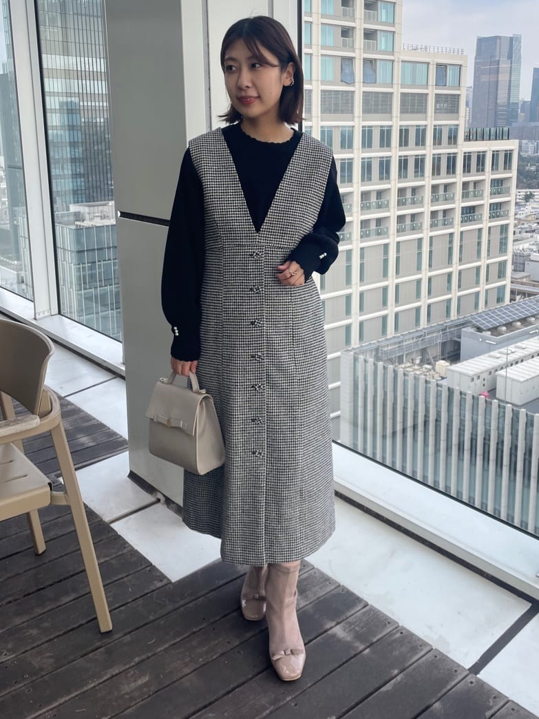 abeさんの「Couture brooch｜【洗える/スカラデザイン】パフスリーブ ニット」を使ったコーディネート