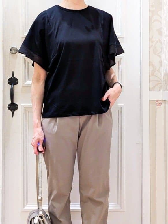 maiさんの「grove｜【UVカット/二の腕カバー】1枚で着映えするフレアスリーブデザイン」を使ったコーディネート