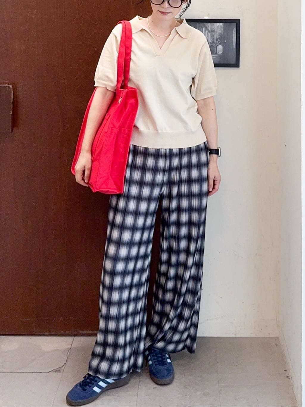 𝐇𝐢𝐫𝐨𝐦𝐢さんの「SHOO･LA･RUE｜【S-LL/洗える】大人の抜け感 スキッパーニット」を使ったコーディネート