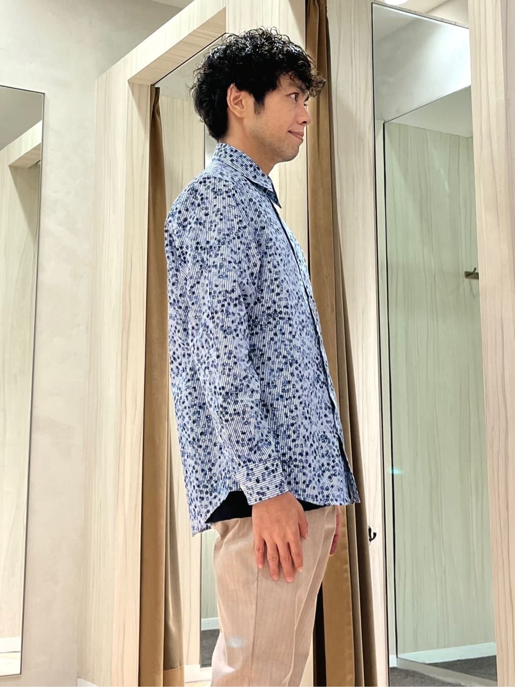 URAさんの「TAKEO KIKUCHI｜【360&deg;ストレッチ／セットアップ対応】None Of Stress ジャケット」を使ったコーディネート