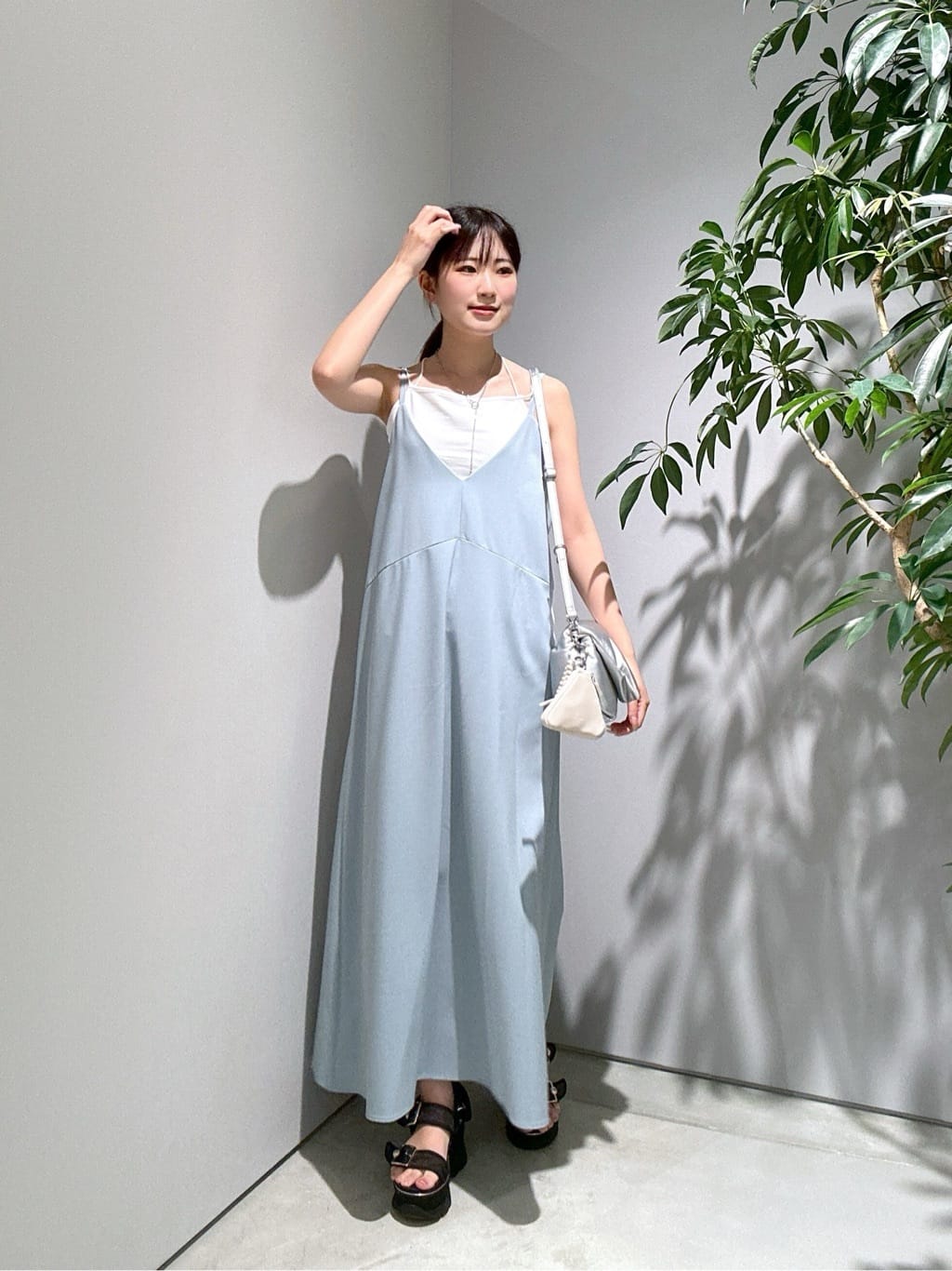 Renoさんの「INDIVI｜レースストレッチカットソー」を使ったコーディネート