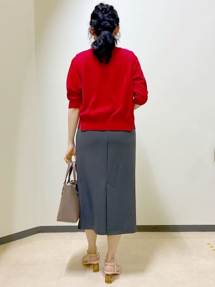  beni_gingerさんの「Reflect｜【インナーにおすすめ◎】シアーネックデザインプルオーバー」を使ったコーディネート